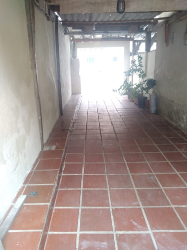 Imóvel Com 3 Dorms, 1125m2 E 2 Vagas De Garagem À Venda - J