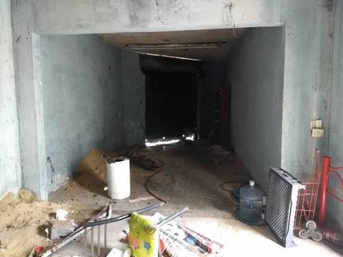 Imagen 3 de 14 de Propiedad Con 2 Locales Comerciales Y 3 Departamentos