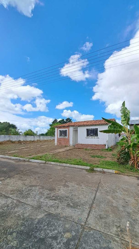 Imagen 15 de 16 de Se Vende Casa En Obra Gris Urb. Los Samanes Zona Industrial