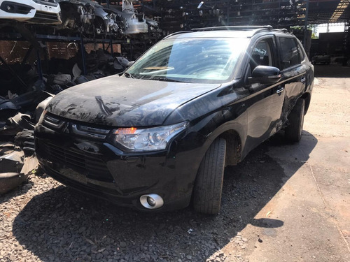 Sucata Mitsubishi Outlander 3.0 2013/2014 240cvs