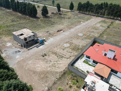 Terreno 200 M2 En Metepec $4300 M2