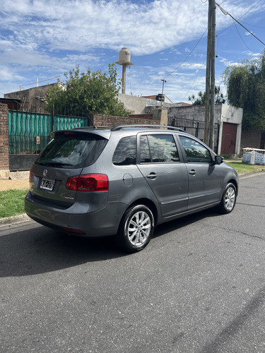 Volkswagen Suran 1.6 Imotion Highline