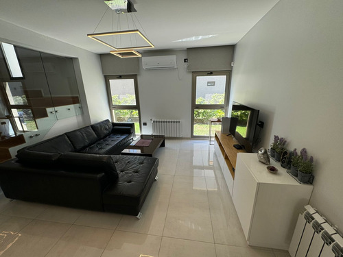 Casa En Venta Puerto Roldan Vista Al Lago Calidad Premium