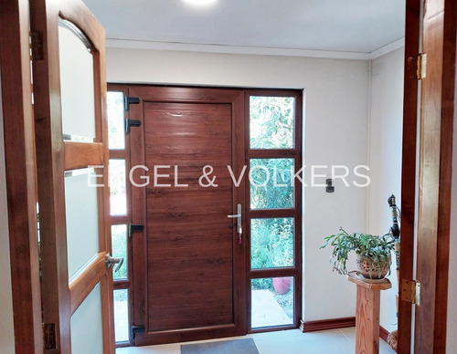Casa En Venta Condominio Santa Sarita Machali