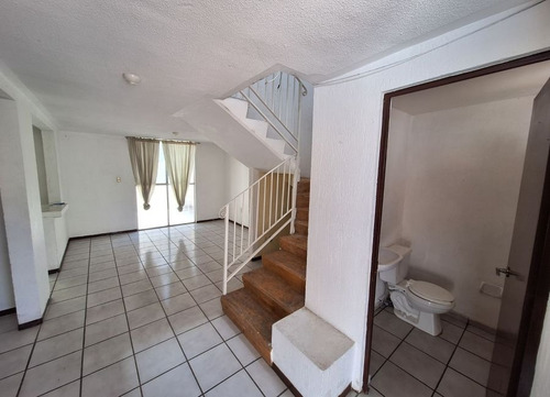 Casa En Venta En Queretaro, Villas Bajío, Villas Campestre, San José De Los Olvera. Fc