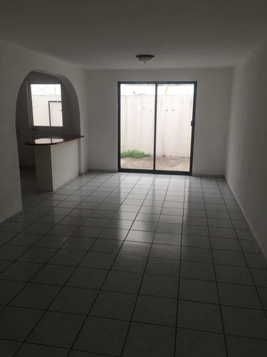 Imagen 9 de 14 de Casa En Renta En Juriquilla Querétaro En Portones