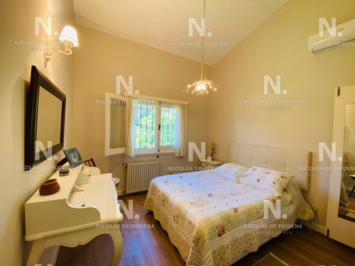 Muy Linda Casa Toda Reciclada - Ref: 3174