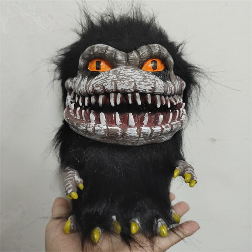 Muñeco Critters Negro Tamaño Real 21 Cms Terror Halloween