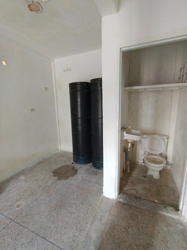 Alquiler Local Comercial A Pie De Calle Av Tosta Garcia Charallave