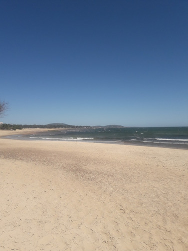 Imagen 11 de 12 de Comoda Casa Para 6 ,a 2 Cuadras De La Playa , Temporada Toda Alquilada, Queda Marzo Y Turismo Disponible.