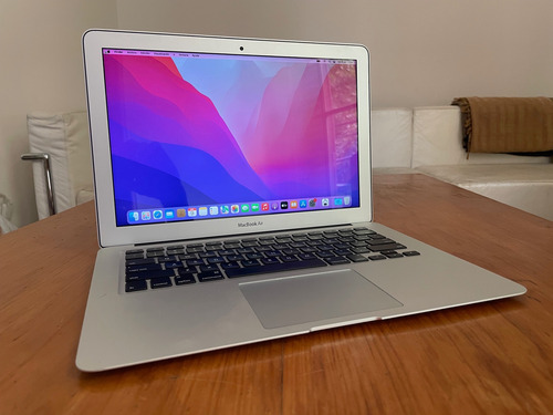 Macbook Air 13 2017 Corei5 1.8gz- 8gb Ram- 256gb- Bate Nueva Gris (Usado)