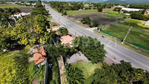 Venta Terreno Bardeado A Pie De Calle