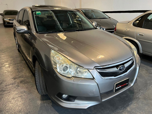 Imagen 5 de 13 de Subaru Legacy 2.5 Awd Cvt Limited 2010