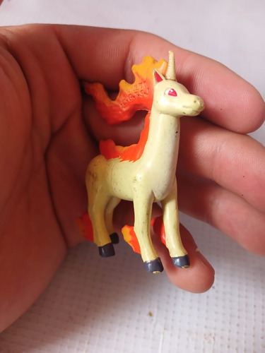 Pokémon Rapidash Figura (Usado)