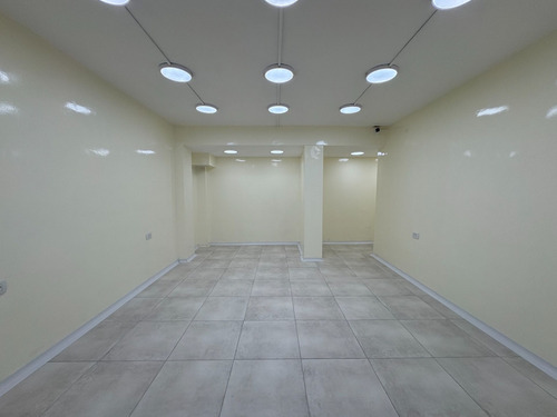 Venta Edificio A Estrenar Dos Plantas + Deposito