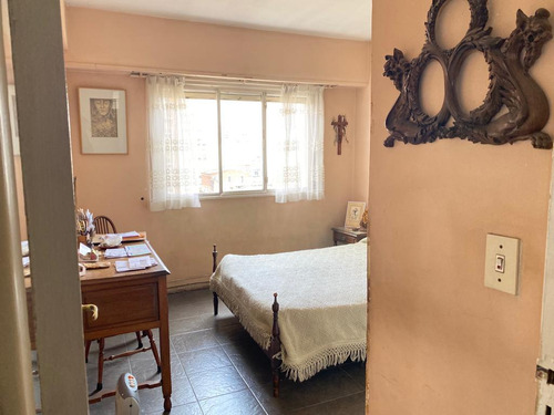Depto. En Venta 4 Ambientes Frente A La Estación Ramos Mejía !