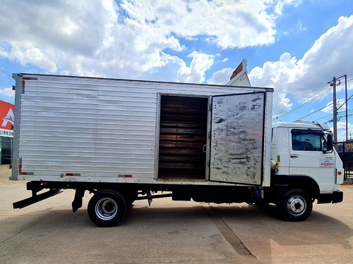 Imagem 4 de 25 de Vw 10160 Delivery No Bau Motor Cummins = Mb Accelo 1016 915