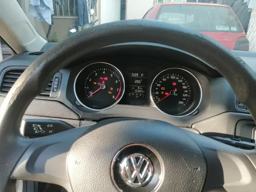 Volkswagen Jetta 2.0 Fest Tiptronic At