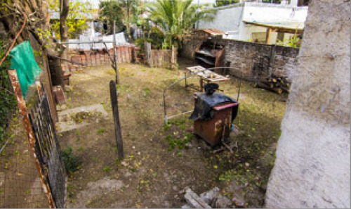 Imagen 7 de 17 de Casa 4 Ambientes Venta Hurlingham A Refaccionar