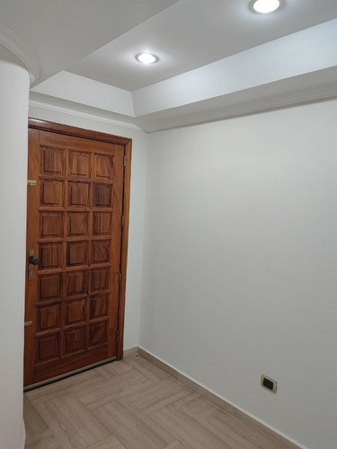 Imagen 8 de 15 de Apartamento En Terrazas Del Paraíso Urb. El Bosque Valencia, Carlos Tona , 04129305244, Ata-bg01