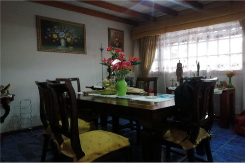 Imagen 4 de 16 de Casa De 2 Pisos 4 Dormitorios 3 Baños
