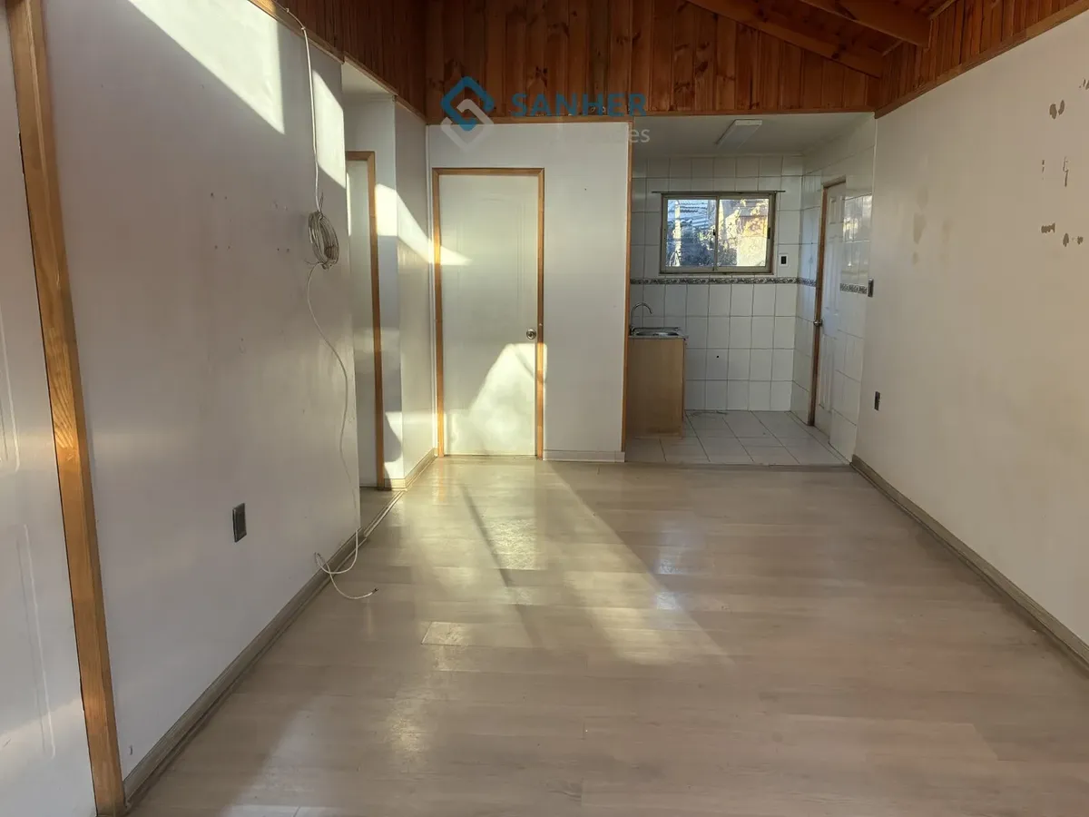 Imagen 4 de 11 de Acogedora Casa 3 Piezas 1 Baño Centro Lampa
