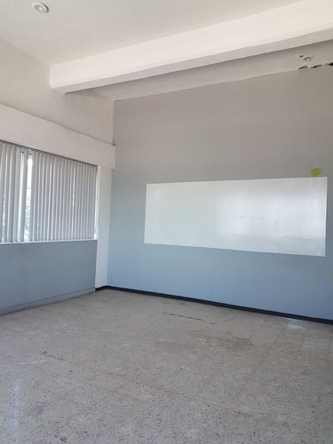 Bodega Industrial, Comercial Con Oficinas En Atizapán