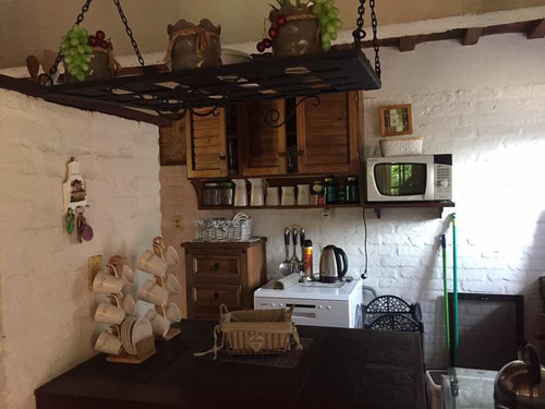 Casa De Dos Dormitorios Muy Fresca