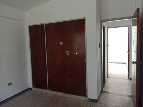 Imagen 14 de 14 de Lemc-420 Apartoquinta En Venta Trigal Norte Penélope Yáñez