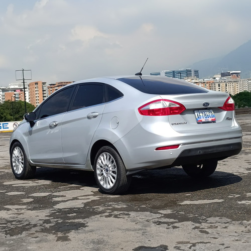 Ford Fiesta Titaniun 2017