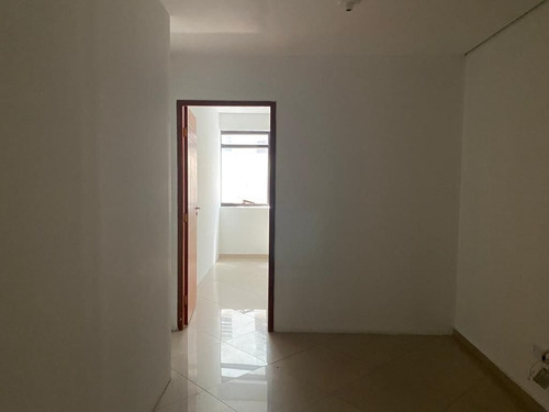 Imagem 4 de 13 de Excelente Sala Comercial Centro - Sa0075