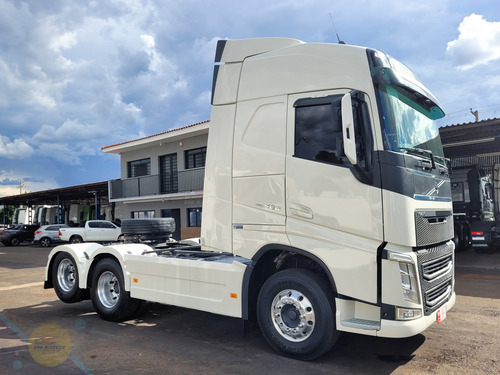 Volvo Fh 460 6x2 I-shift Ano 2021/21 Globetrotter
