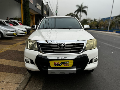 Toyota Hilux 2.7 SRV 4X2 CD 16V