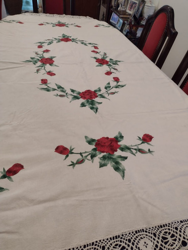 Mantel Bordado A Mano Con Puntilla Hecha A Mano 1,90 X 1,75 Blanco Rosas Bordadas (Usado)