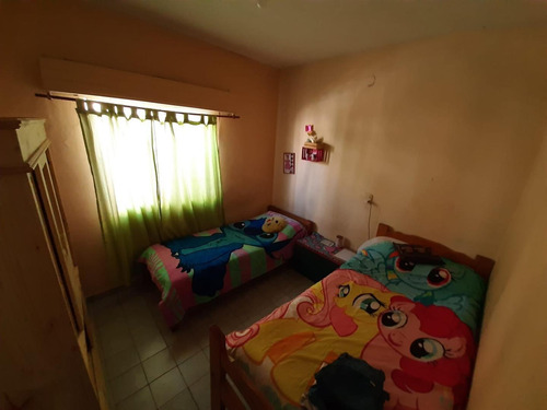 Imagen 9 de 19 de Casa De 3 Dormitorios - Barrio Triángulo