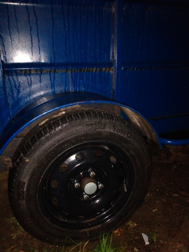 Ford 2000