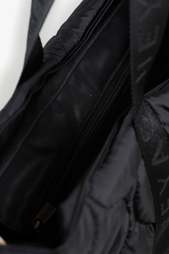 Cartera De Mujer Zulma Heyas Negro Lisa Níquel Negro