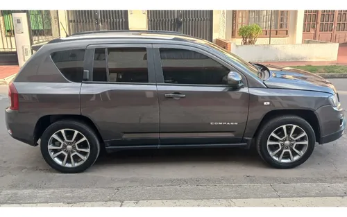 Jeep Compass Limited 2.4cc AT AA 4X4