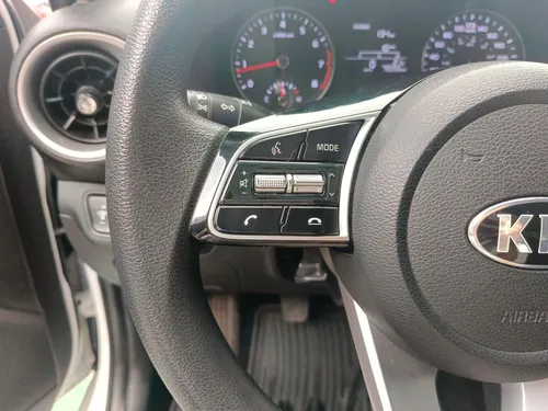 Kia Forte 2.0 LX 4 p Mt