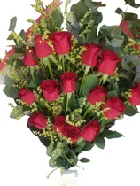 Comprar Ramo De 15 Rosas Rojas. Flores A Domicilio. Envío De Flores 