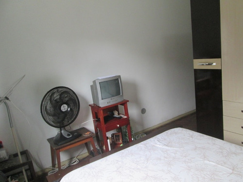 Imagem 11 de 17 de Vende Conjugado Com Sala Ampla Na Rua Nerval De Gouveia, Cascadura. - Ap11309 - 34661406