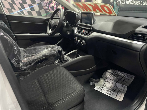 Imagem 9 de 12 de Hyundai Hb20 1.0 12v Flex Vision Manual