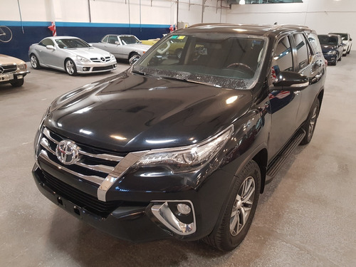 Imagen 1 de 15 de Toyota Sw4 4x4 Srx 2.8 Tdi - Blindado Rb2 - Proglassblind