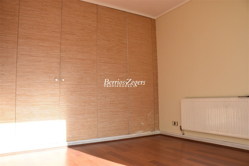 Departamento En Venta De 4 Dorm. En Vitacura