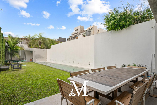 Hermosa Casa - 1000 M2 - Terreno 8.66x65 - Jardin - Pileta - Parrilla