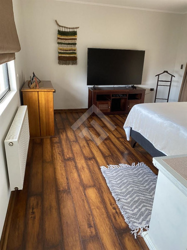 Casa En Venta De 4 Dorm. En Quilpué