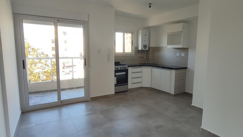 Imagen 2 de 13 de Venta Estrenar Depto. 2 Dorm. Frente - 64 E/ 18 Y 19 - La Plata