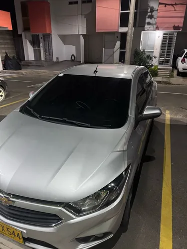 Chevrolet Onix 1.0t Automática