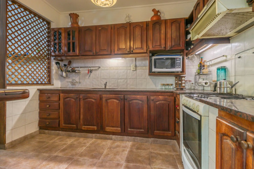 Imagen 9 de 30 de Casas Con Tres Dormitorios En Venta En La Plata