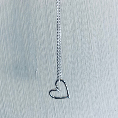 Imagen 4 de 9 de Collar Dije Y Cadena Corazón En Plata .925 Agálea Joyería